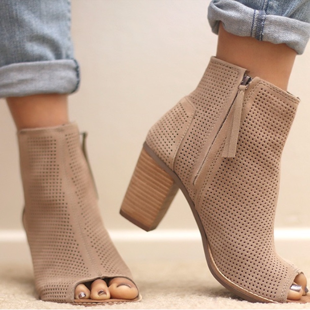 Toms Majorca Peep Toe Bootie
